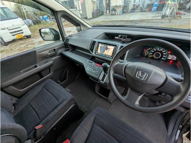 ステップワゴン G Lパッケージ バックカメラ スマートキー 両側パワースライドドア ナビ フルセグテレビ 後席モニター HID ETC ABS(38枚目)