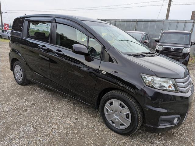 フリードスパイク Ｇ　禁煙車　ＢＬＵＥＴＯＯＴＨ　ナビ　テレビ　フルフラットシート　キーレスエントリー　ドライブレコーダー　ＥＴＣ　ＨＩＤ　衝突安全ボディ（6枚目）