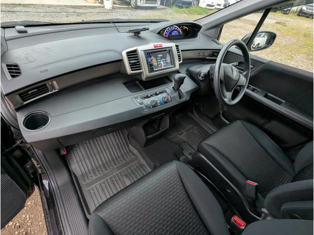 フリードスパイク Ｇ　禁煙車　ＢＬＵＥＴＯＯＴＨ　ナビ　テレビ　フルフラットシート　キーレスエントリー　ドライブレコーダー　ＥＴＣ　ＨＩＤ　衝突安全ボディ（21枚目）