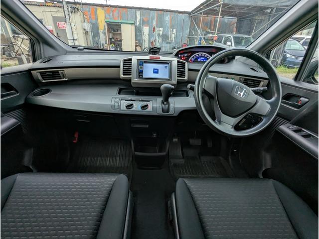 フリードスパイク Ｇ　禁煙車　ＢＬＵＥＴＯＯＴＨ　ナビ　テレビ　フルフラットシート　キーレスエントリー　ドライブレコーダー　ＥＴＣ　ＨＩＤ　衝突安全ボディ（35枚目）