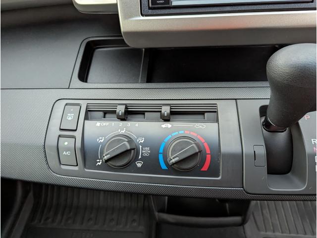 フリードスパイク Ｇ　禁煙車　ＢＬＵＥＴＯＯＴＨ　ナビ　テレビ　フルフラットシート　キーレスエントリー　ドライブレコーダー　ＥＴＣ　ＨＩＤ　衝突安全ボディ（46枚目）