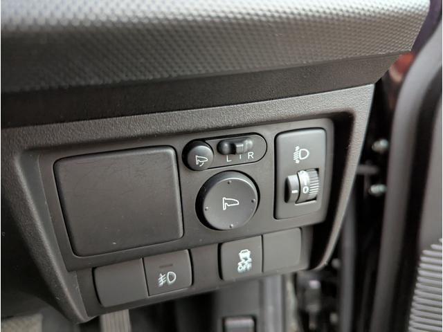 フリードスパイク Ｇ　禁煙車　ＢＬＵＥＴＯＯＴＨ　ナビ　テレビ　フルフラットシート　キーレスエントリー　ドライブレコーダー　ＥＴＣ　ＨＩＤ　衝突安全ボディ（55枚目）