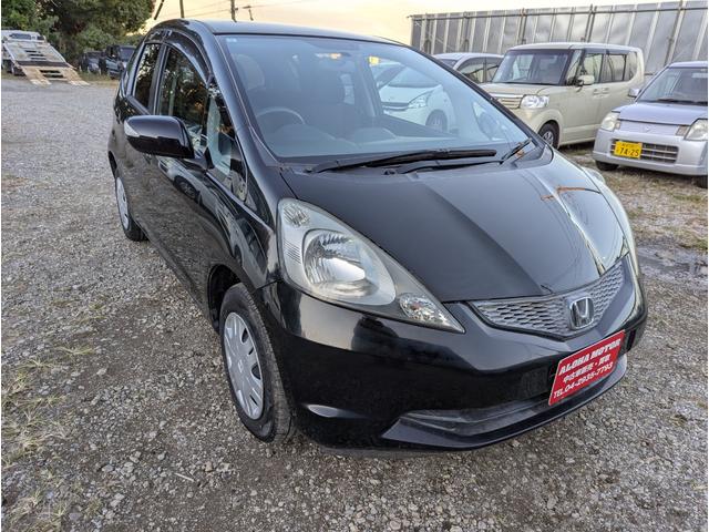 フィット Ｇ　禁煙車　ナビ　テレビ　キーレスエントリー　ドライブレコーダー　ＥＴＣ　ＤＶＤ（5枚目）