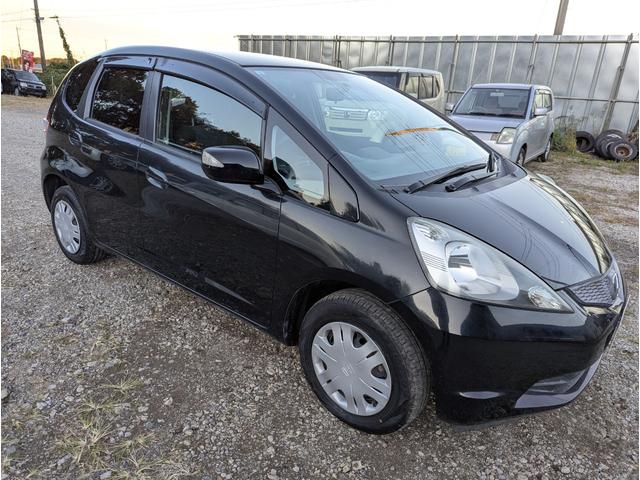 フィット Ｇ　禁煙車　ナビ　テレビ　キーレスエントリー　ドライブレコーダー　ＥＴＣ　ＤＶＤ（6枚目）