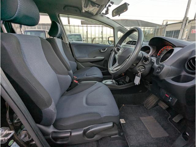 フィット Ｇ　禁煙車　ナビ　テレビ　キーレスエントリー　ドライブレコーダー　ＥＴＣ　ＤＶＤ（36枚目）