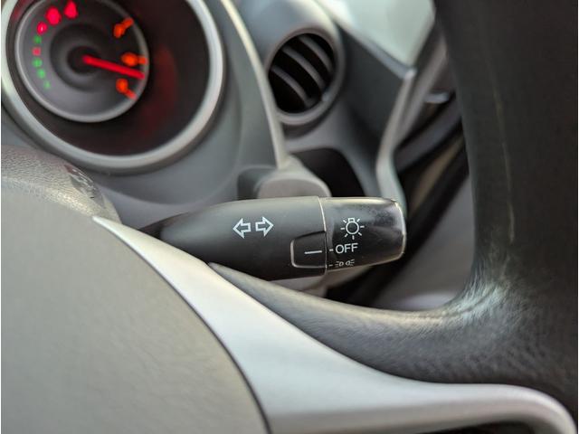 フィット Ｇ　禁煙車　ナビ　テレビ　キーレスエントリー　ドライブレコーダー　ＥＴＣ　ＤＶＤ（51枚目）