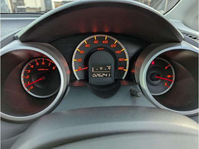 フィット Ｇ　禁煙車　ナビ　テレビ　キーレスエントリー　ドライブレコーダー　ＥＴＣ　ＤＶＤ（52枚目）