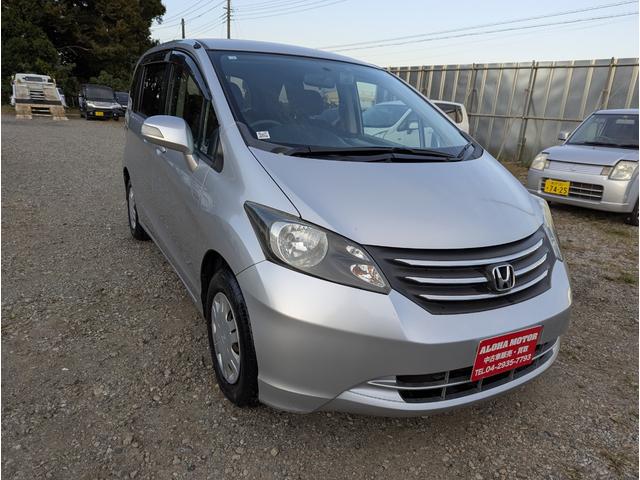 フリード フレックス　Ｆパッケージ　キーレスエントリー　両側スライドドア　２ＣＨドライブレコーダー　ＣＤ　ＡＢＳ　衝突安全ボディ（5枚目）