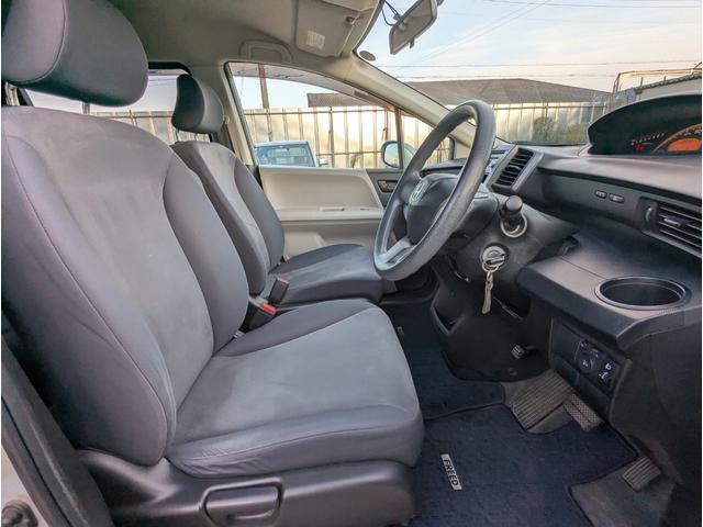 フリード フレックス　Ｆパッケージ　キーレスエントリー　両側スライドドア　２ＣＨドライブレコーダー　ＣＤ　ＡＢＳ　衝突安全ボディ（37枚目）