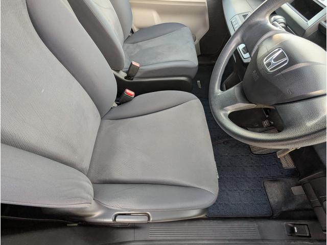 フリード フレックス　Ｆパッケージ　キーレスエントリー　両側スライドドア　２ＣＨドライブレコーダー　ＣＤ　ＡＢＳ　衝突安全ボディ（40枚目）