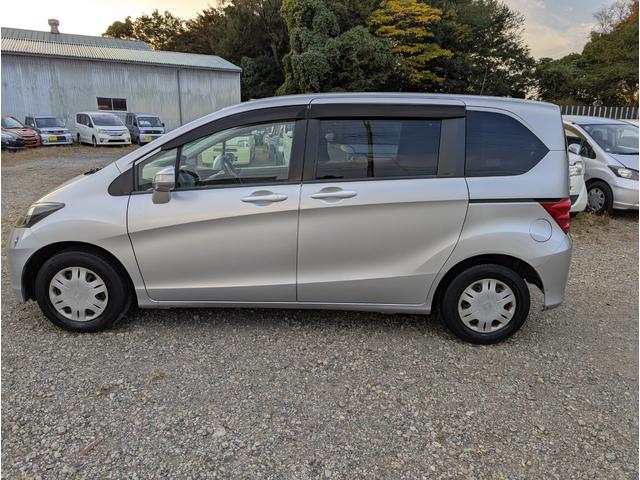 フリード G Lパッケージ 禁煙車 バックカメラ ナビ テレビ 左側パワースライドドア キーレスエントリー HID ETC(13枚目)