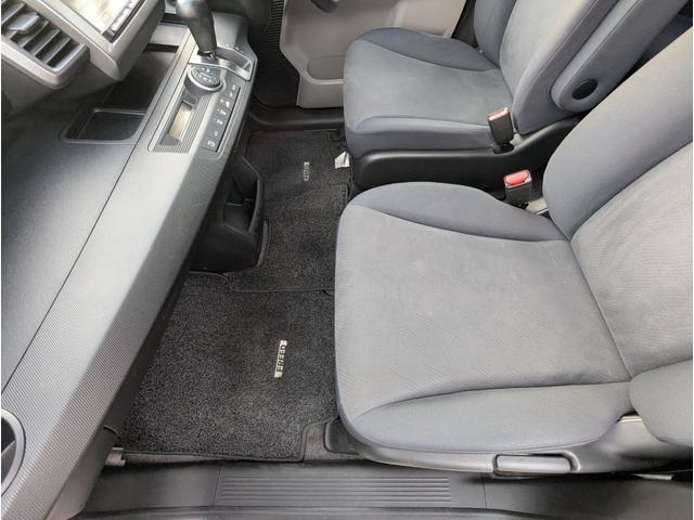 フリード G Lパッケージ 禁煙車 バックカメラ ナビ テレビ 左側パワースライドドア キーレスエントリー HID ETC(22枚目)