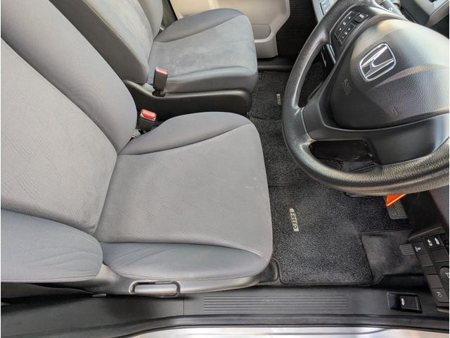 フリード G Lパッケージ 禁煙車 バックカメラ ナビ テレビ 左側パワースライドドア キーレスエントリー HID ETC(39枚目)