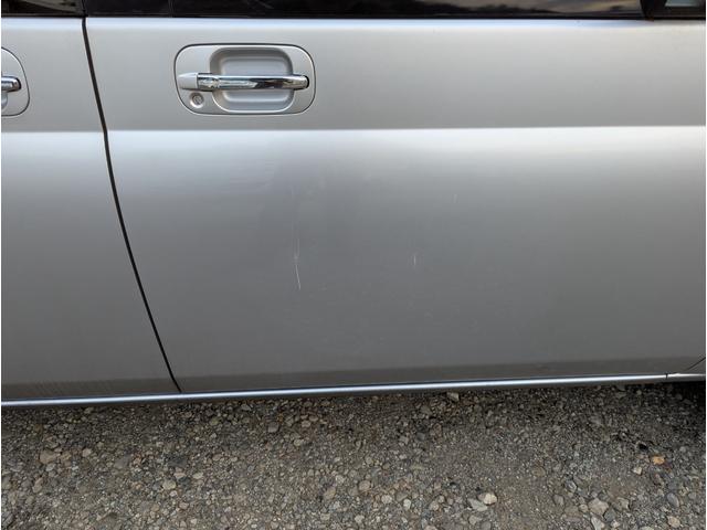 モビリオ A 3万キロ台 禁煙車 バックカメラ 左側パワースライドドア HID ABS キーレスエントリー 3列シート(18枚目)