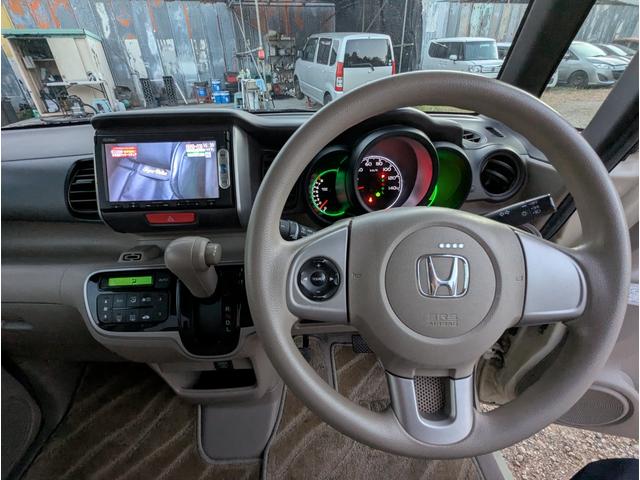 N-BOX G・Lパッケージ ワンオーナー 禁煙車 2023年製タイヤ 記録簿 バックカメラ BLUETOOTH 両側パワースライドドア プッシュスタートスマートキー ナビ テレビ アルミホイール ETC(41枚目)