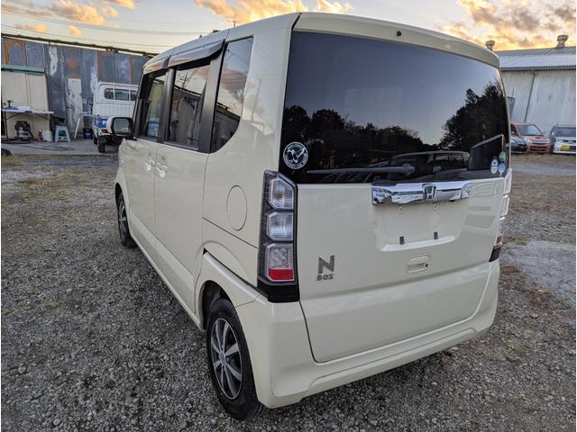 Ｎ－ＢＯＸ Ｇ・Ｌパッケージ　禁煙車　バックカメラ　ＢＬＵＥＴＯＯＴＨ　プッシュスタートスマートキー　フルセグテレビ　ナビ　アルミホイール　左側パワースライドドア　ドライブレコーダー（11枚目）