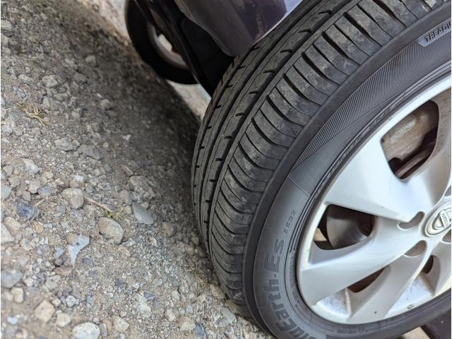 セレナ ハイウェイスター　Ｖセレクション　禁煙車　２０２４年製タイヤ　バックカメラ　ＢＬＵＥＴＯＯＴＨ　フルセグテレビ　後席モニター　ナビ　プッシュスタートスマートキー　両側パワースライドドア　ＨＩＤ　ＥＴＣ　クルーズコントロール（16枚目）