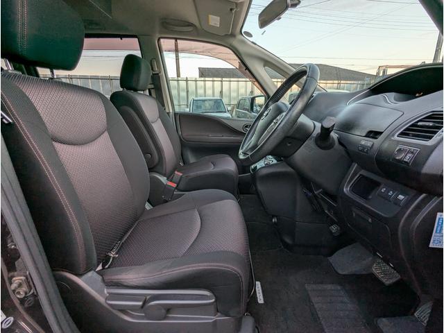 セレナ ハイウェイスター　Ｖセレクション　禁煙車　２０２４年製タイヤ　バックカメラ　ＢＬＵＥＴＯＯＴＨ　フルセグテレビ　後席モニター　ナビ　プッシュスタートスマートキー　両側パワースライドドア　ＨＩＤ　ＥＴＣ　クルーズコントロール（40枚目）