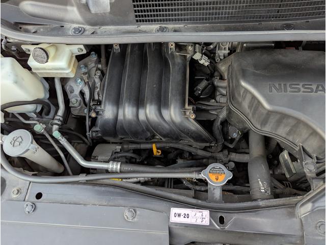 セレナ ハイウェイスター　Ｖセレクション　禁煙車　２０２４年製タイヤ　バックカメラ　ＢＬＵＥＴＯＯＴＨ　フルセグテレビ　後席モニター　ナビ　プッシュスタートスマートキー　両側パワースライドドア　ＨＩＤ　ＥＴＣ　クルーズコントロール（64枚目）