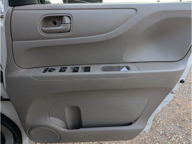 N-BOX G・Lパッケージ 禁煙車 2022年製タイヤ バックカメラ プッシュスタートスマートキー ナビ テレビ 左側パワースライドドア ETC HID DVD ABS(35枚目)