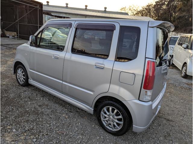 ワゴンＲ ＦＸ－Ｓリミテッド　キーレスエントリー　アルミホイール　エアコン　電動格納ミラー　フルフラット　衝突安全ボディ（12枚目）