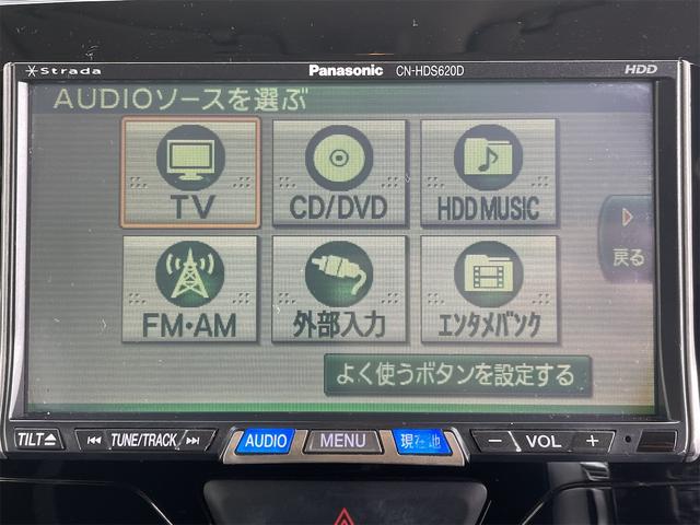 タント カスタムＲＳ　ＳＡＩＩ　ターボ　両側パワースライドドア　社外ナビ　衝突軽減ブレーキ　前後誤発進抑制　車線逸脱警報　先行車発進お知らせ　オート付ＬＥＤライト　ＬＥＤフォグ　スモークフィルム　純正１５ＡＷ　サイドエアバック（13枚目）