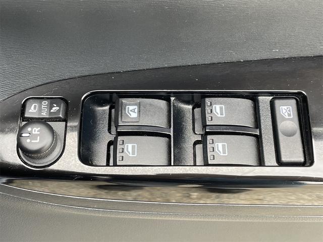 タント カスタムＸ　トップエディションＳＡＩＩ　衝突軽減ブレーキ　対歩行者警報　車線逸脱警報　前後誤発進抑制　ドライブレコーダー　カロッツェリアナビＴＶ　ＥＴＣ　ＯＰイルミ付フロントスポイラー　オート付ＬＥＤライト　ＬＥＤフォグ　合皮ハーフレザー（28枚目）