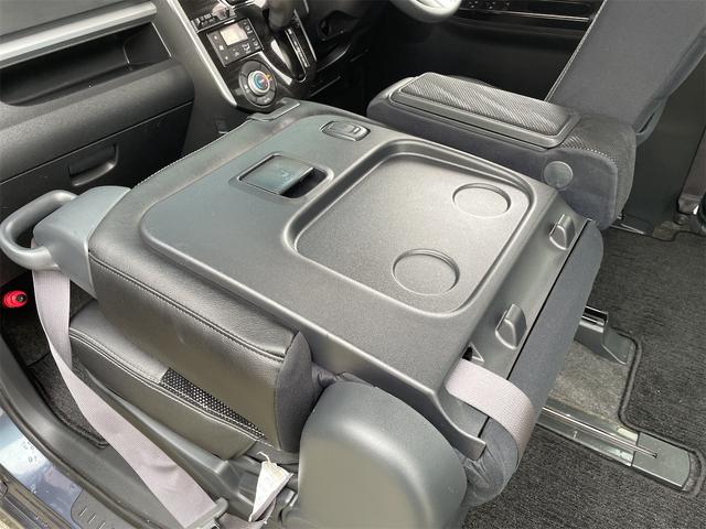 タント カスタムＸ　トップエディションＳＡＩＩ　衝突軽減ブレーキ　対歩行者警報　車線逸脱警報　前後誤発進抑制　ドライブレコーダー　カロッツェリアナビＴＶ　ＥＴＣ　ＯＰイルミ付フロントスポイラー　オート付ＬＥＤライト　ＬＥＤフォグ　合皮ハーフレザー（30枚目）