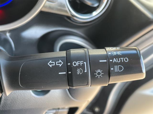 N-BOX+カスタム G・Lパッケージ バックカメラ 純正ナビTV バックカメラ ETC OPルーフコンソール&オーバーヘッドコンソールボックス オート付HIDライト 純正14AW パワースライドドア 横滑り防止 オーディオステアリングSW(23枚目)