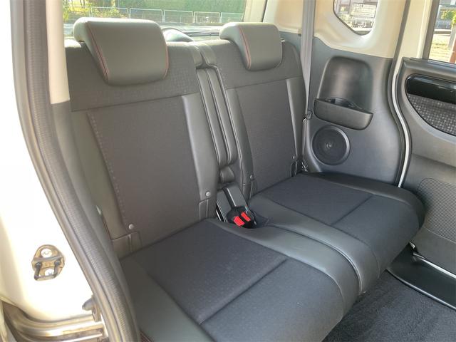 N-BOXカスタム 2トーンカラースタイル G・ターボLパッケージ 衝突軽減ブレーキ 両側パワースライド バックカメラ 純正ナビ フルセグTV オートクルーズ LEDフォグ ダウンサス 純正15AW パドルシフト 革巻きステアリング カーテン・サイドエアバック(11枚目)