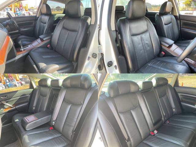 ティアナ ２５０ＸＶ　ＯＰベンチレーション付き黒本革シート　サイド＆バックカメラ　純正ナビ　フルセグＴＶ　ＥＴＣ　２メモリー付パワーシート　電動オットマン　リバース連動ドアミラー　ＵＳＢ＆ＶＴＲ端子　木目調パネル（5枚目）