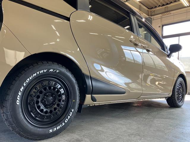 シエンタ ハイブリッド ファンベースG クエロ 新品15インチAW パノラミックビュー 7型ナビ フルセグ オープンカントリーA/TIII トヨタセーフティセンス 両側パワースライドドア マットブラック塗装エンブレム LEDヘッドライト ETC(12枚目)