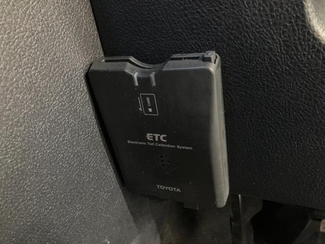 シエンタ ハイブリッド ファンベースG クエロ 新品15インチAW パノラミックビュー 7型ナビ フルセグ オープンカントリーA/TIII トヨタセーフティセンス 両側パワースライドドア マットブラック塗装エンブレム LEDヘッドライト ETC(26枚目)