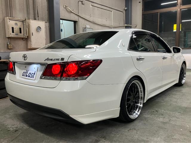 クラウン アスリートＳ　新品２０ＡＷ　ローダウン　純正ナビ　シュティッヒ　メッシュＮＲ　ＥＳＰＥＬＩＲスーパーダウンサス　バックカメラ　パワーシート　スマートキー　ＥＴＣ　クルコン　フルセグ（4枚目）