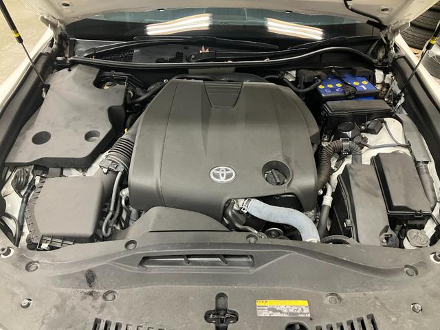 クラウン アスリートＳ　新品２０ＡＷ　ローダウン　純正ナビ　シュティッヒ　メッシュＮＲ　ＥＳＰＥＬＩＲスーパーダウンサス　バックカメラ　パワーシート　スマートキー　ＥＴＣ　クルコン　フルセグ（16枚目）