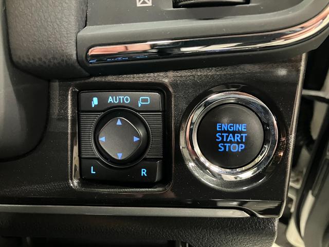 クラウン アスリートＳ　新品２０ＡＷ　ローダウン　純正ナビ　シュティッヒ　メッシュＮＲ　ＥＳＰＥＬＩＲスーパーダウンサス　バックカメラ　パワーシート　スマートキー　ＥＴＣ　クルコン　フルセグ（22枚目）