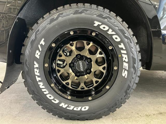 デリカＤ：５ シャモニー　登録済未使用車　新品１６インチＭ９＋＆オープンカントリー　ＭＤＤＬＹＳフロントガードバー　ＫＵＨＬグリル　ＪＡＯＳマッドガード　アルパイン１１型ナビ　ＨＤＭＩポート　パノラマビュー　パワースライドドア（2枚目）