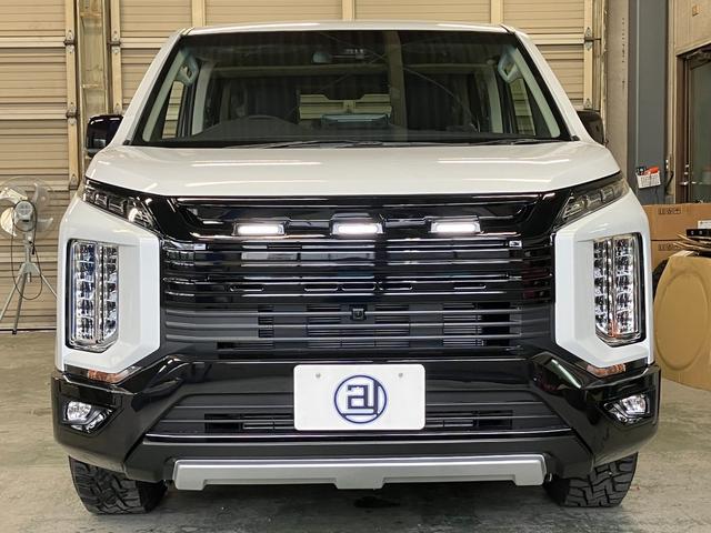 デリカＤ：５ シャモニー　登録済未使用車　ＪＡＯＳグリル　ＫＵＨＬフロントディフューザー　１６インチエムクライム　カノン＆オープンカントリー　アルパイン１１型ナビ　パノラマビュー　ＬＥＤヘッドライト　シートヒーター（7枚目）