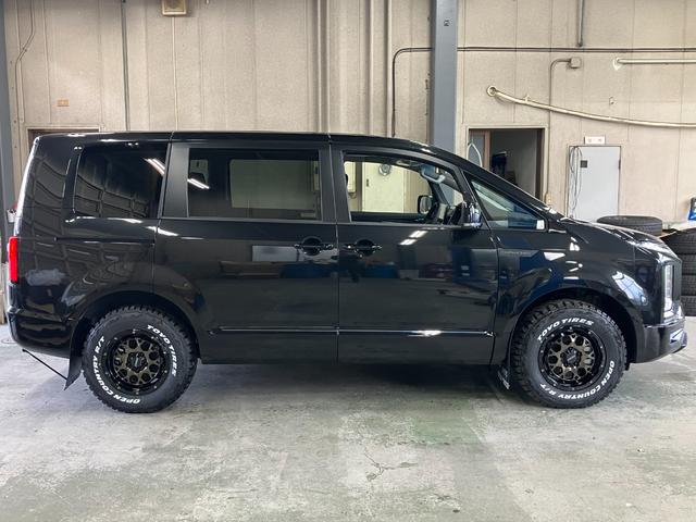 デリカD:5 シャモニー 登録済未使用車 新品16インチM9+ 11型ナビ HDMIポート KUHLフロントディフューザー JAOSマッドガード オープンカントリーR/T 両側パワースライドドア シートヒーター パノラマビュー(14枚目)