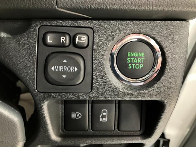 ハイエースワゴン ＧＬ　ガレナシート　限定１７インチＭ１ＨＣ　１１型ナビ　登録済未使用車　フリップダウンモニター　２インチローダウン　４１５コブラタイプＲフロントリップ　パノラマビュー　パワースライドドア　ＬＥＤヘッドライト（21枚目）