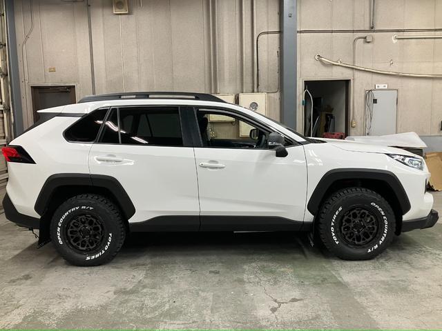RAV4 アドベンチャー オフロードパッケージII 登録済未使用車 新品16AW バンパーガード JAOSマッドガード AirGロックス&オープンカントリー MzSPEEDクロスライン パノラミックビュー パワーバックドア AC100V ETC2.0(12枚目)