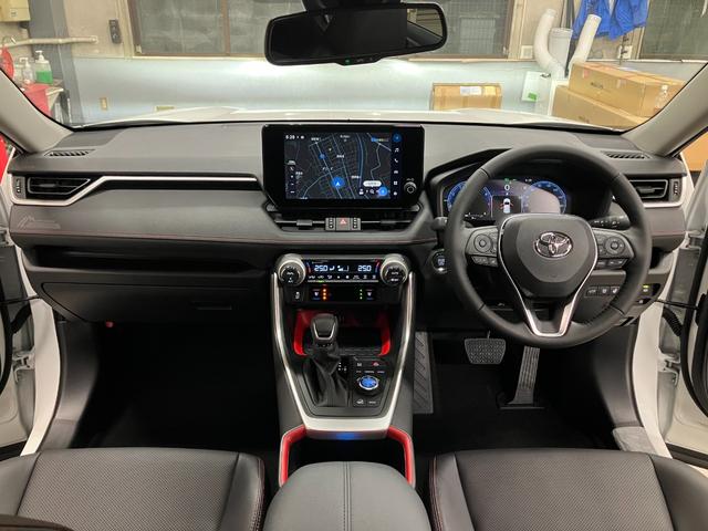 RAV4 アドベンチャー オフロードパッケージII 登録済未使用車 新品16AW バンパーガード JAOSマッドガード AirGロックス&オープンカントリー MzSPEEDクロスライン パノラミックビュー パワーバックドア AC100V ETC2.0(17枚目)