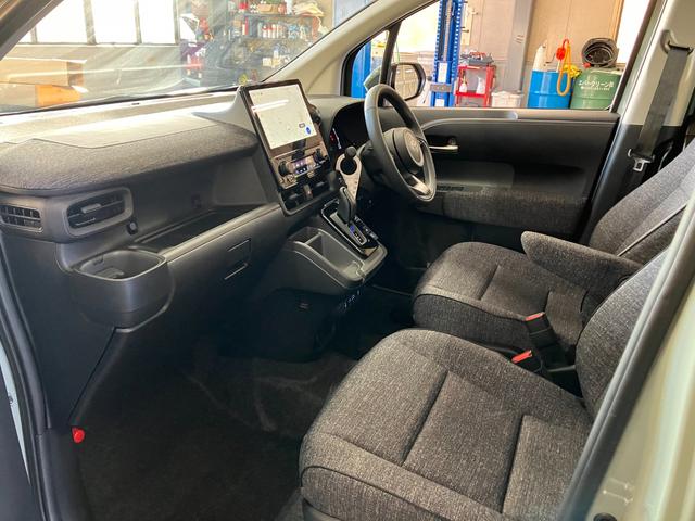 シエンタ ハイブリッドZ 登録済未使用車 F/Rエアロ 新品15AW ディスプレイオーディオプラス パノラマビュー コンフォートPKG パーキングサポートブレーキ トヨタチームメイト ETC2.0 ドライブレコーダー(30枚目)