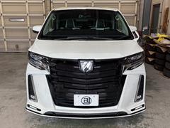 ボディ同色フロントバンパーガーニッシュで端正な顔立ちとなっております！ 5