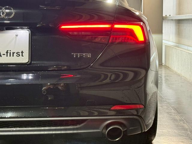 Ａ５スポーツバック ２．０ＴＦＳＩスポーツ　Ｓラインパッケージ　ＭＭＩナビ　ＴＶ　マトリクスＬＥＤ　セーフティパッケージ　プレセンスシティ　バーチャルコックピット　シートヒーター　ドラレコ　Ｆパワーシート　パワーバックドア（5枚目）