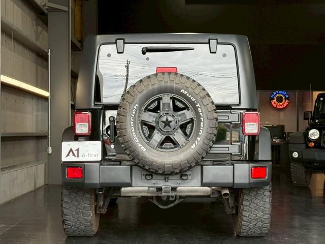 ジープ・ラングラーアンリミテッド スポーツ 後期 ロックスター17インチアルミ ナビ バックカメラ サイドカメラ Bluetooth フルセグTV 後席モニター クルーズコントロール ドライブレコーダー ETC オートエアコン(12枚目)