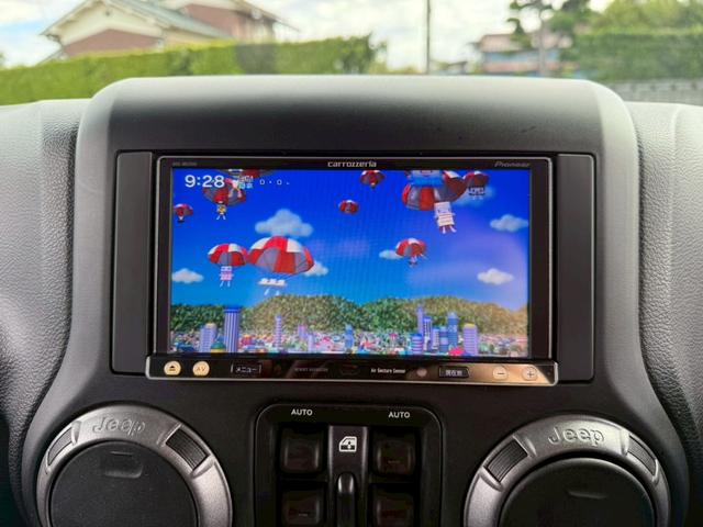 ジープ・ラングラーアンリミテッド スポーツ 後期 ロックスター17インチアルミ ナビ バックカメラ サイドカメラ Bluetooth フルセグTV 後席モニター クルーズコントロール ドライブレコーダー ETC オートエアコン(25枚目)