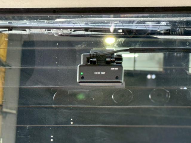 ジープ・ラングラーアンリミテッド スポーツ 後期 ロックスター17インチアルミ ナビ バックカメラ サイドカメラ Bluetooth フルセグTV 後席モニター クルーズコントロール ドライブレコーダー ETC オートエアコン(28枚目)