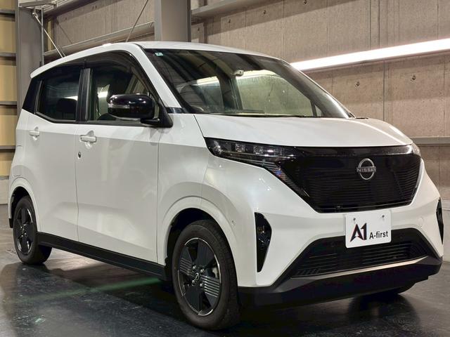 サクラ Ｘ　ＥＶ　アラウンドビューモニター　アップルカープレイ　ＬＥＤヘッドライト　スマートキープッシュスタート　純正アルミホイール（9枚目）