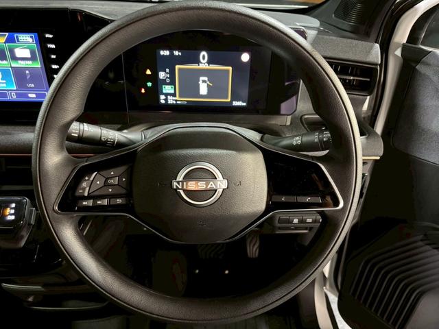 サクラ Ｘ　ＥＶ　アラウンドビューモニター　アップルカープレイ　ＬＥＤヘッドライト　スマートキープッシュスタート　純正アルミホイール（24枚目）